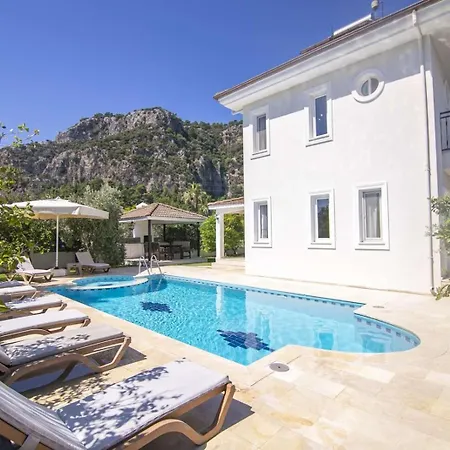 Villa Tuwana